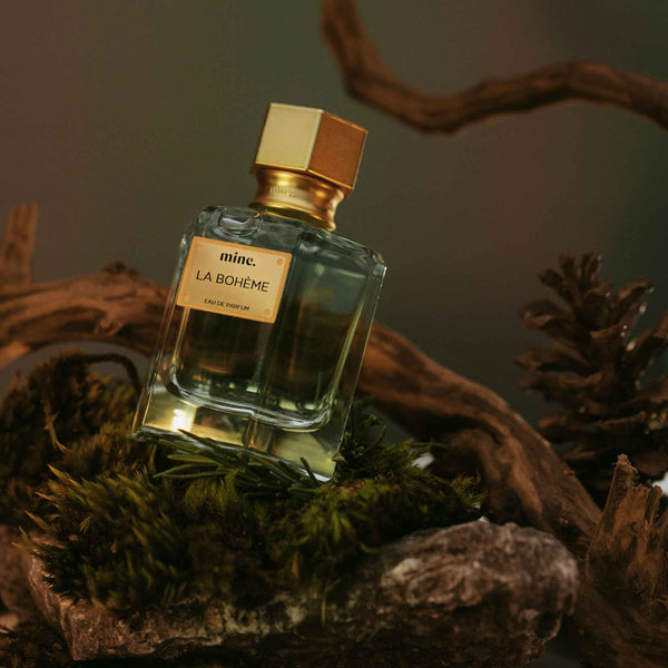 parfum la boheme, produk katalog. minyak wangi hijau parfum mewah indonesia. parfum wangi kayu alami. parfum pria